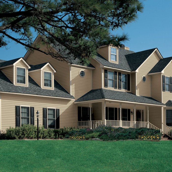 Royal vinyl siding